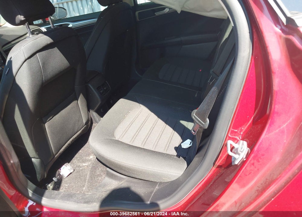 2019 FORD FUSION SE VIN: 3FA6P0HD2KR245548