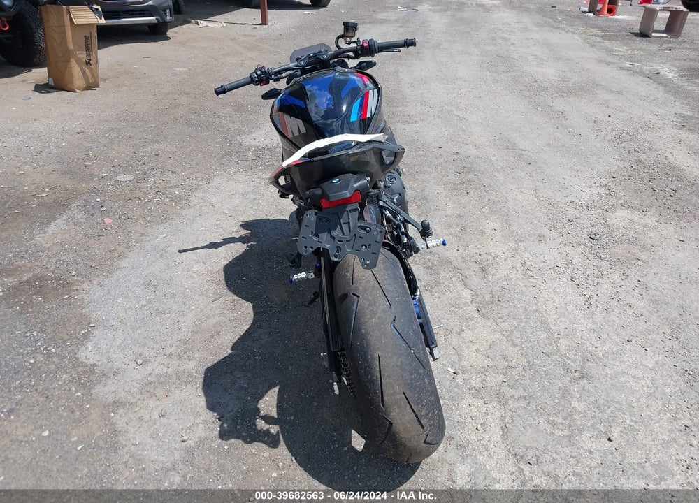 2023 BMW M 1000 R VIN: WB10E8302P6G94869