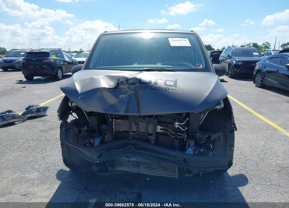 2016 MERCEDES-BENZ METRIS VIN: WD3PG2EAXG3078229