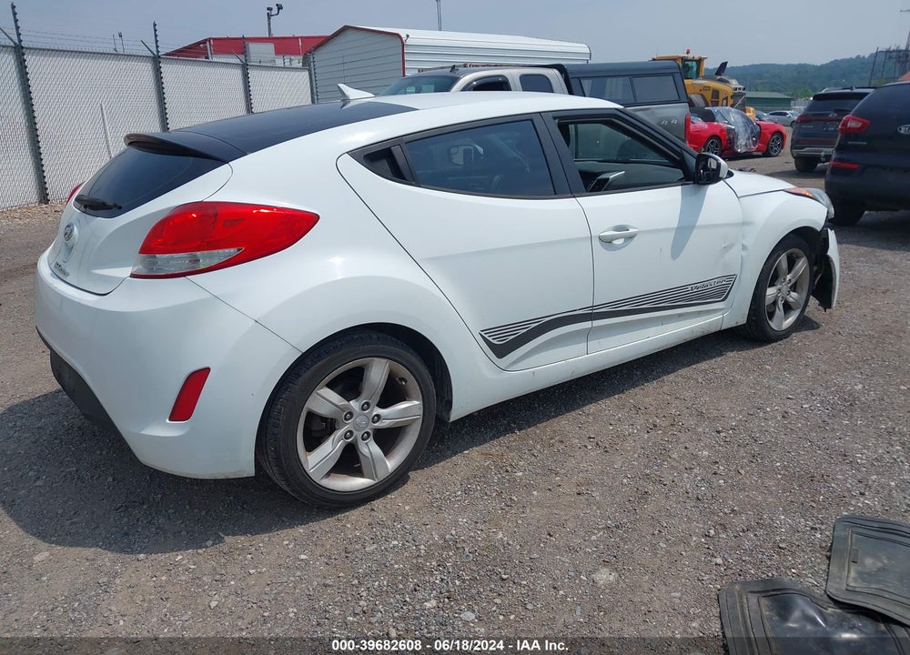 2014 HYUNDAI VELOSTER BASE W/BLACK VIN: KMHTC6AD2EU184524