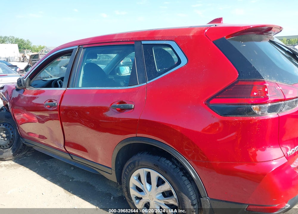 2017 NISSAN ROGUE S VIN: 5N1AT2MV6HC873917