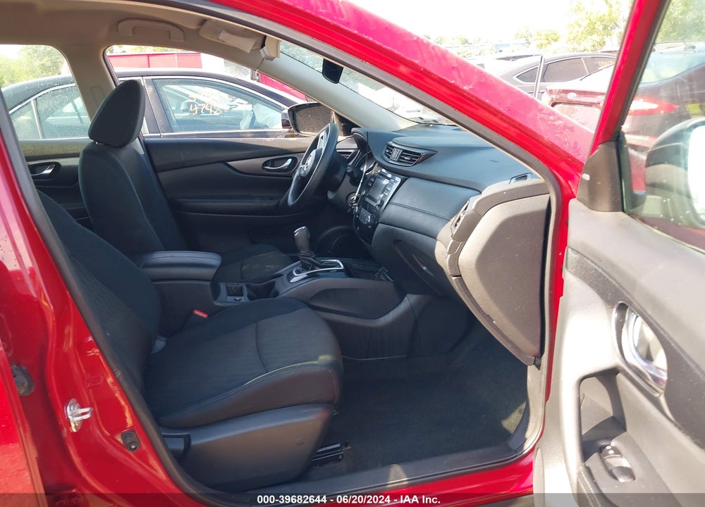 2017 NISSAN ROGUE S VIN: 5N1AT2MV6HC873917