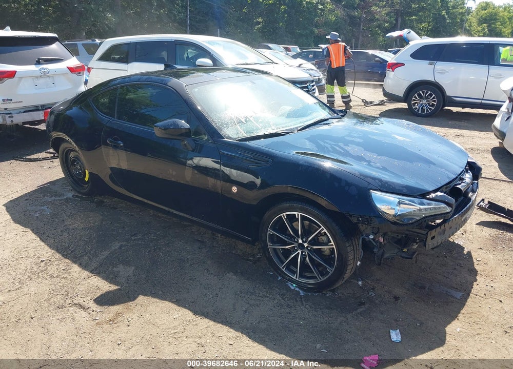 2017 TOYOTA 86 VIN: JF1ZNAA12H8710770