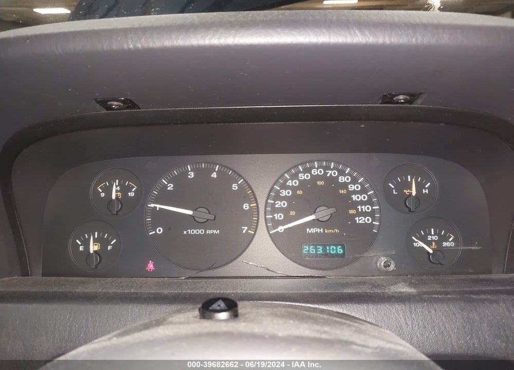 2004 JEEP GRAND CHEROKEE LAREDO VIN: 1J8GW48S84C359510