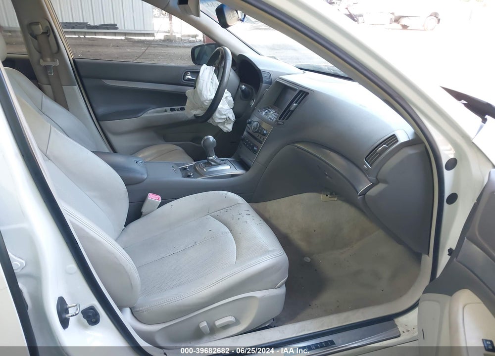 2013 INFINITI G37 JOURNEY VIN: JN1CV6AP1DM717750