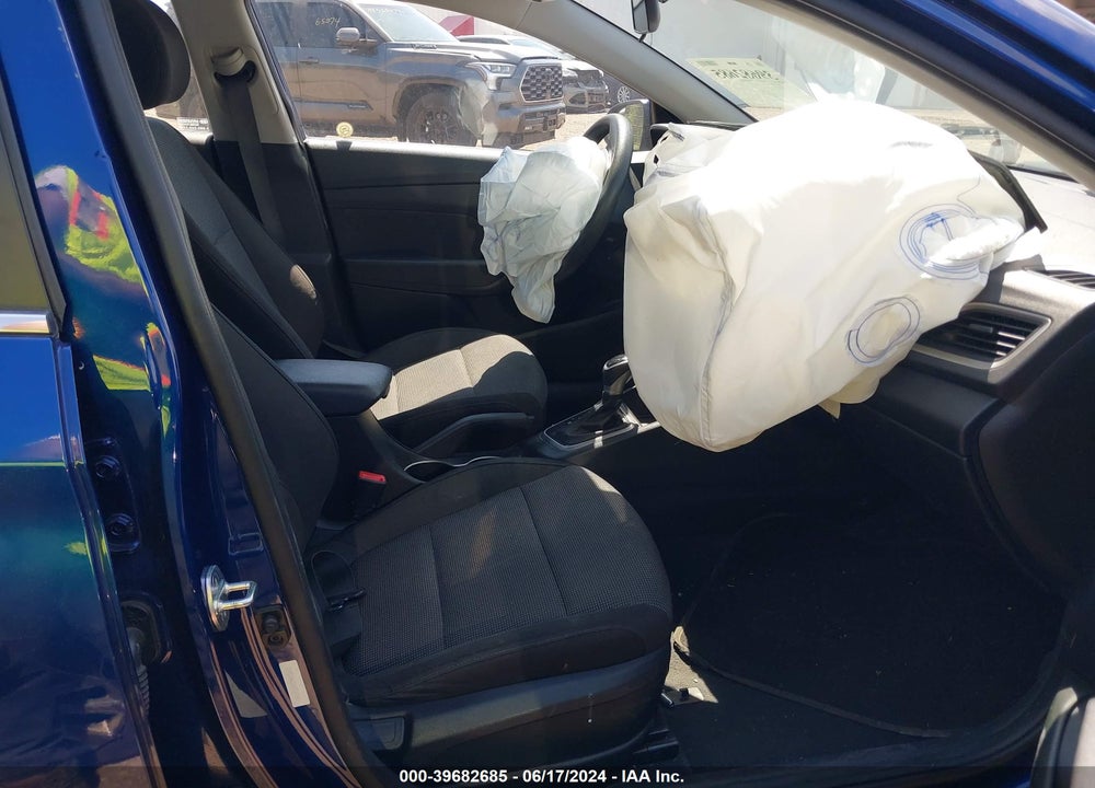 2019 HYUNDAI ACCENT SEL VIN: 3KPC24A30KE069661