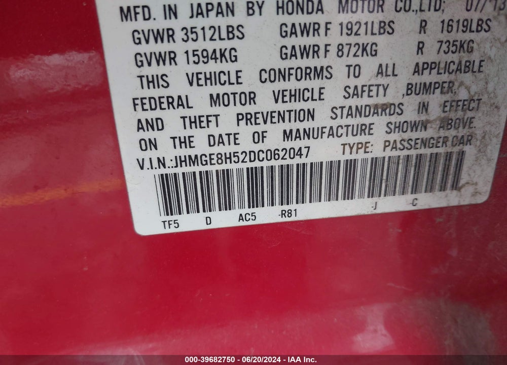 2013 HONDA FIT SPORT VIN: JHMGE8H52DC062047