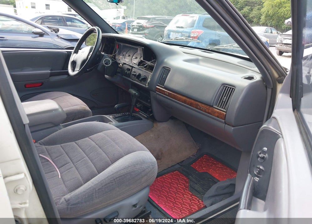 1996 JEEP GRAND CHEROKEE LAREDO VIN: 1J4GZ58S9TC197187