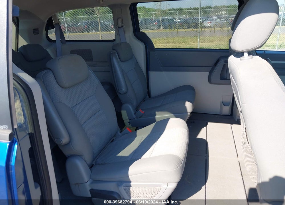 2010 DODGE GRAND CARAVAN SE VIN: 2D4RN4DE4AR144067