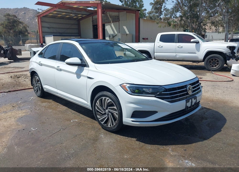2020 VOLKSWAGEN JETTA 1.4T SEL VIN: 3VWEB7BU0LM040554