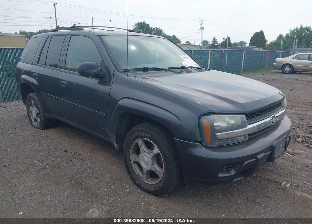 2007 CHEVROLET TRAILBLAZER LS VIN: 1GNDT13S272273250