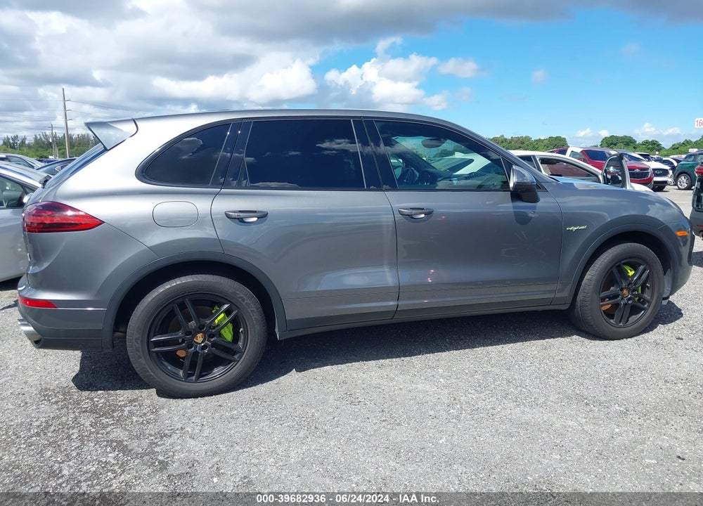 2016 PORSCHE CAYENNE E-HYBRID S VIN: WP1AE2A27GLA60852