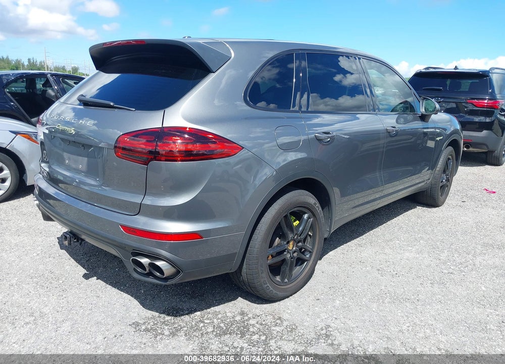 2016 PORSCHE CAYENNE E-HYBRID S VIN: WP1AE2A27GLA60852