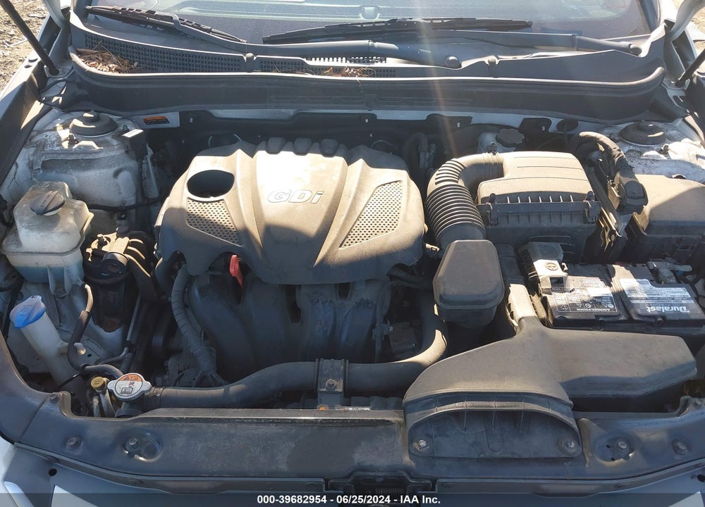 2014 HYUNDAI SONATA GLS VIN: 5NPEB4AC7EH930231