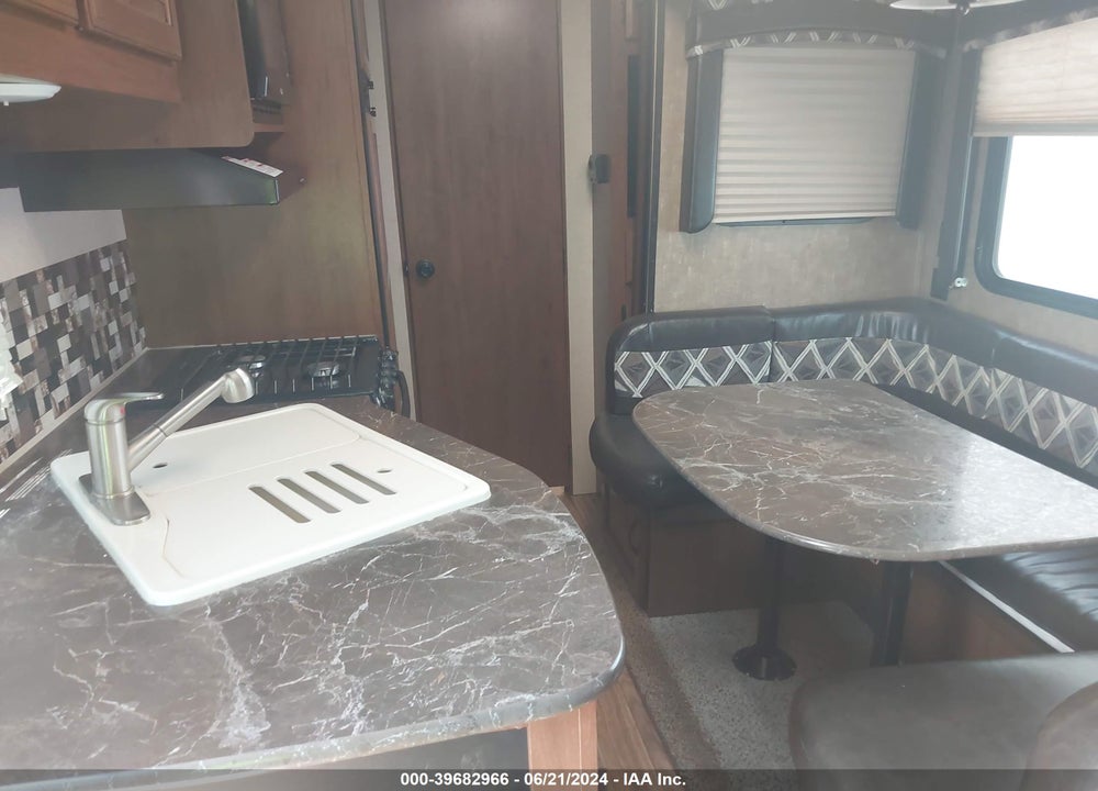 2016 JAYCO OTHER VIN: 1UJBJ0BN0G1T80119
