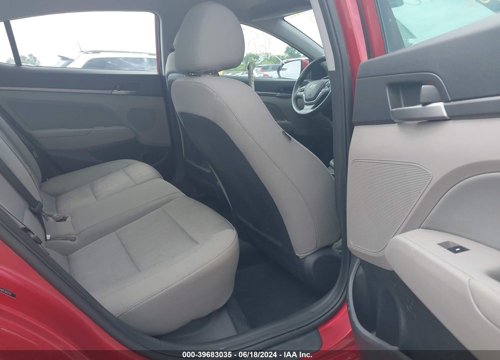 2017 HYUNDAI ELANTRA SE VIN: 5NPD84LF7HH134231