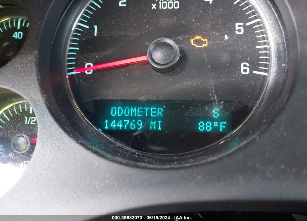 2013 CHEVROLET TAHOE COMMERCIAL VIN: 1GNLC2E01DR219888