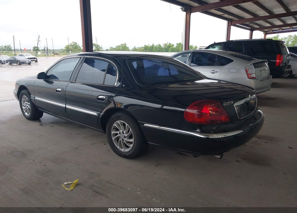 2000 LINCOLN CONTINENTAL VIN: 1LNHM97V8YY800602