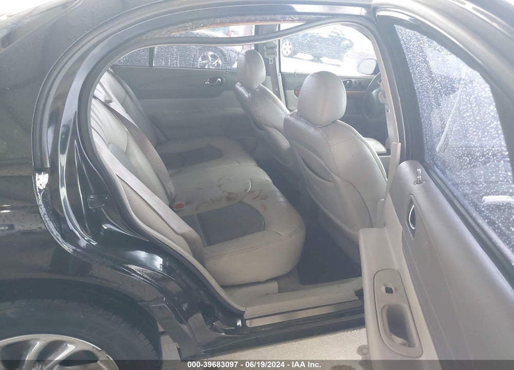 2000 LINCOLN CONTINENTAL VIN: 1LNHM97V8YY800602