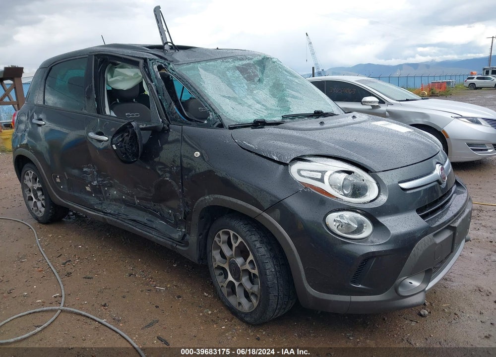 2014 FIAT 500L TREKKING VIN: ZFBCFADH9EZ013658