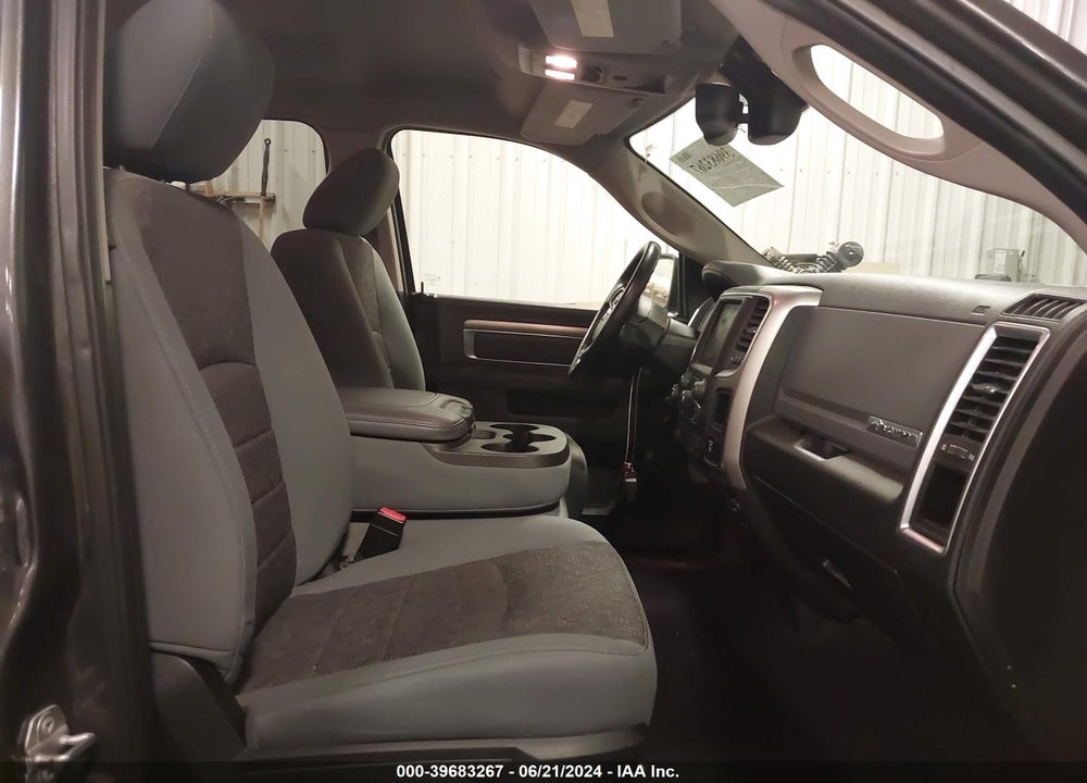 2019 RAM 1500 CLASSIC BIG HORN 4X4 5'7 BOX VIN: 1C6RR7LT2KS621802