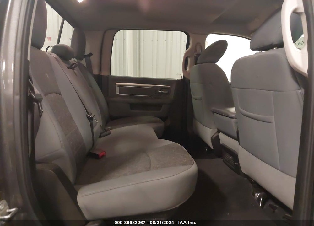 2019 RAM 1500 CLASSIC BIG HORN 4X4 5'7 BOX VIN: 1C6RR7LT2KS621802