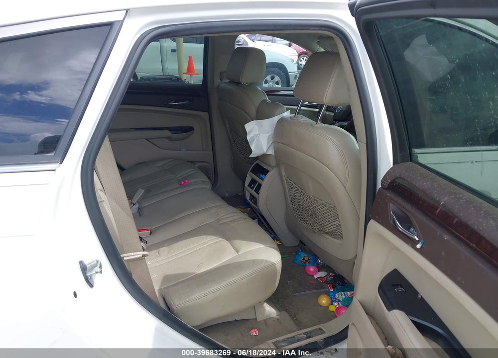 2014 CADILLAC SRX LUXURY COLLECTION VIN: 3GYFNBE38ES654829