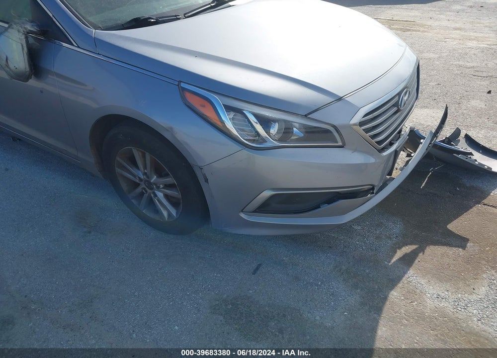 2017 HYUNDAI SONATA VIN: 5NPE24AF8HH533772