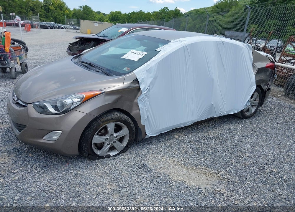 2013 HYUNDAI ELANTRA GLS VIN: 5NPDH4AE7DH338659