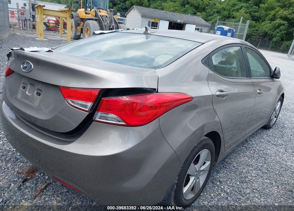 2013 HYUNDAI ELANTRA GLS VIN: 5NPDH4AE7DH338659