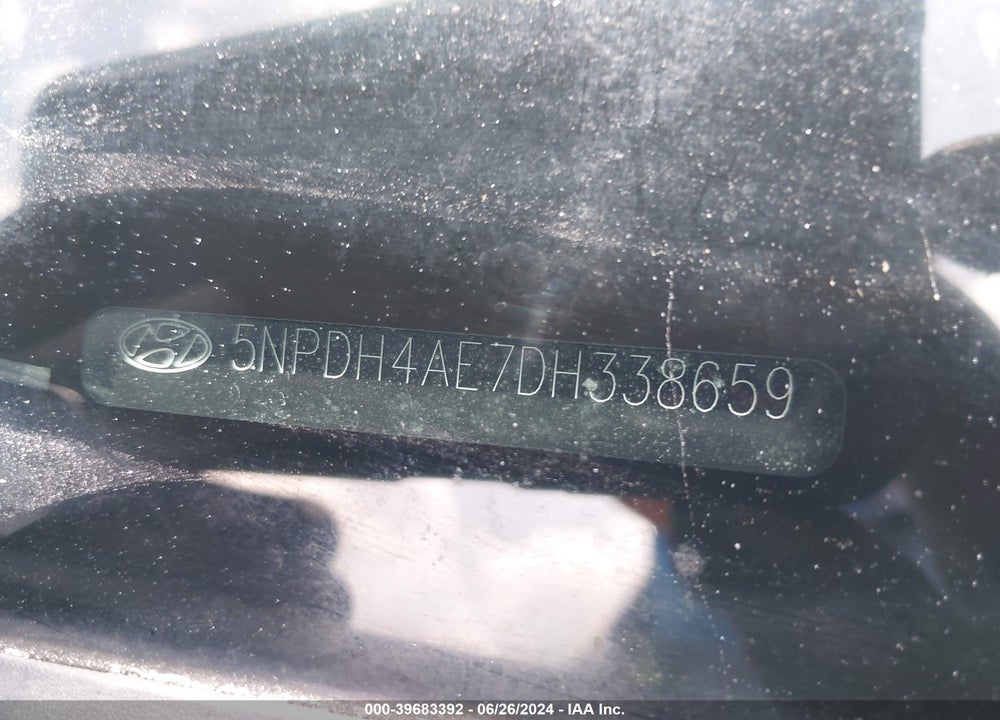 2013 HYUNDAI ELANTRA GLS VIN: 5NPDH4AE7DH338659