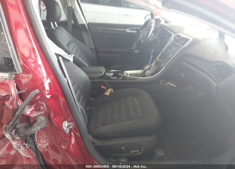 2015 FORD FUSION SE VIN: 3FA6P0H78FR205393