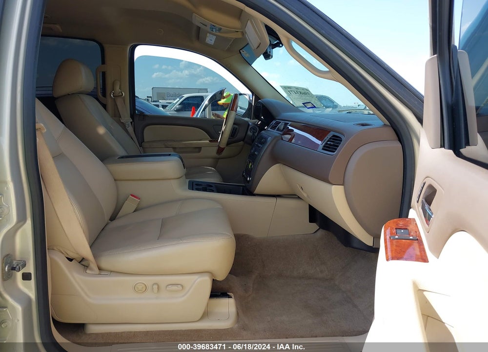 2010 GMC YUKON XL 1500 SLT VIN: 1GKUCKE08AR188006