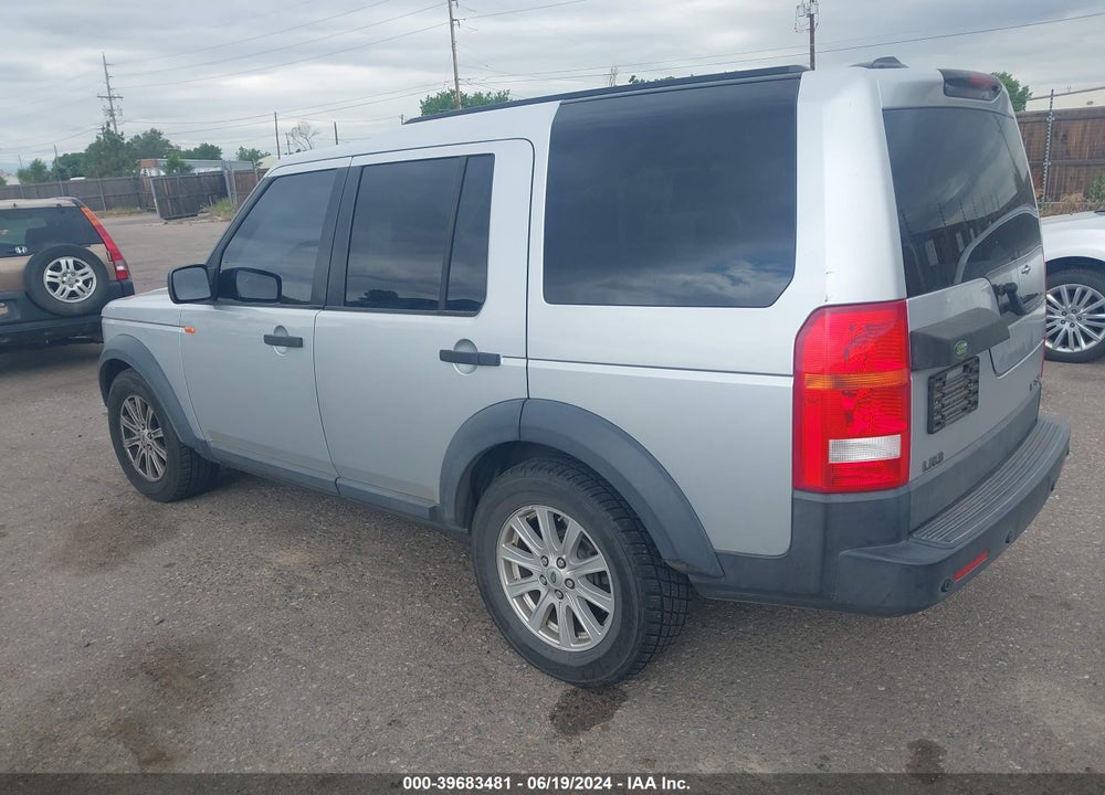 2008 LAND ROVER LR3 V8 SE VIN: SALAE254X8A442313