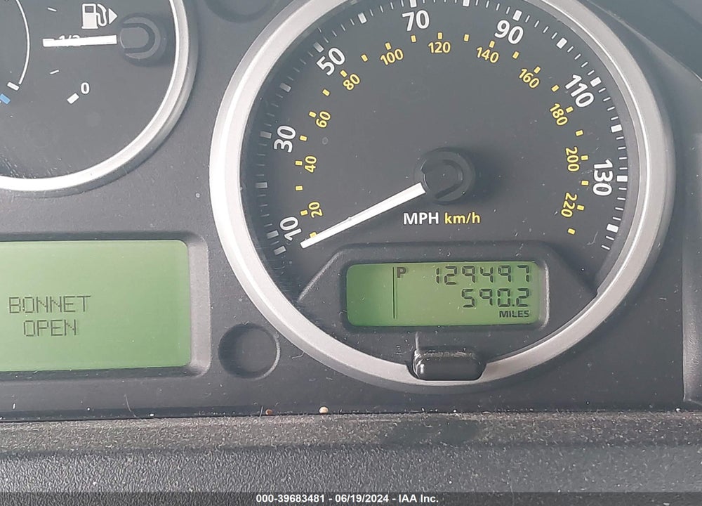 2008 LAND ROVER LR3 V8 SE VIN: SALAE254X8A442313