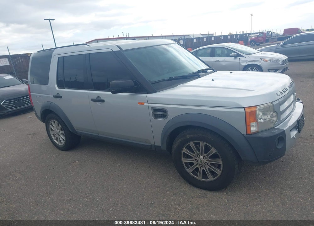 2008 LAND ROVER LR3 V8 SE VIN: SALAE254X8A442313