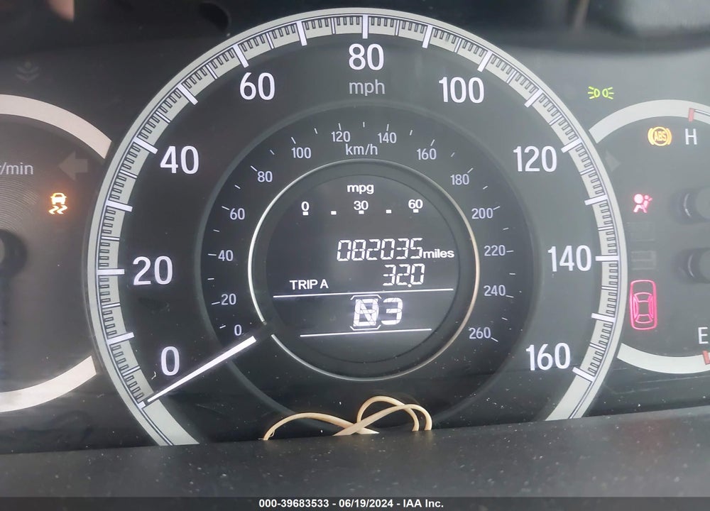 2016 HONDA ACCORD EX VIN: 1HGCR2F79GA163609