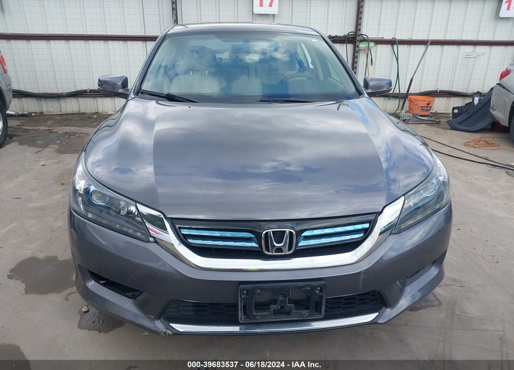 2015 HONDA ACCORD HYBRID VIN: 1HGCR6F30FA007106