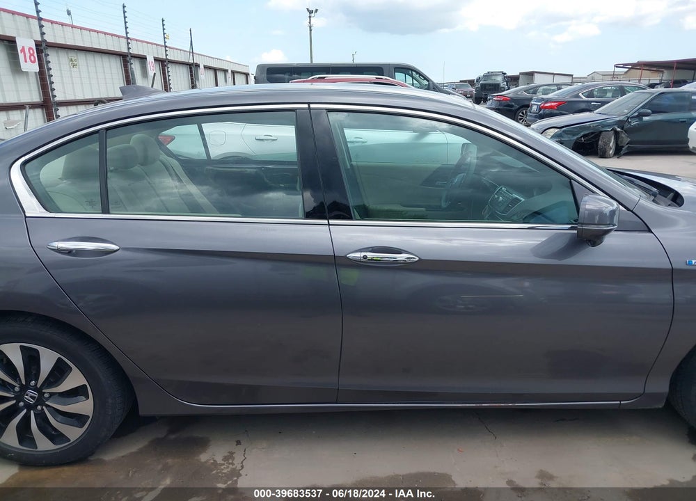 2015 HONDA ACCORD HYBRID VIN: 1HGCR6F30FA007106