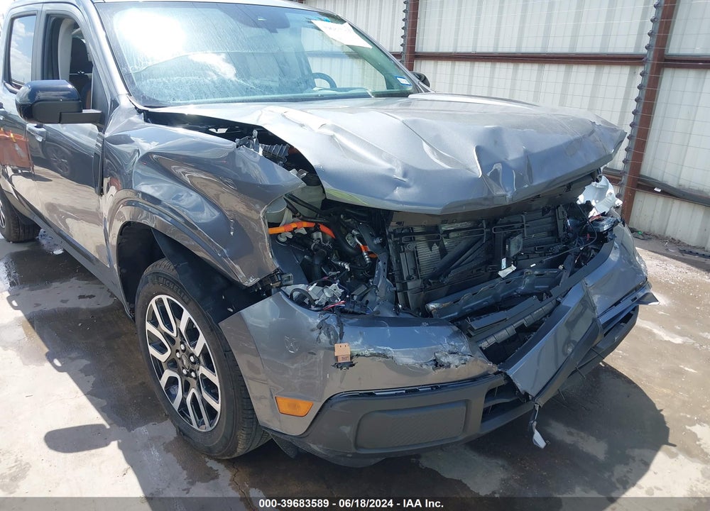 2024 FORD MAVERICK LARIAT VIN: 3FTTW8M34RRA40755