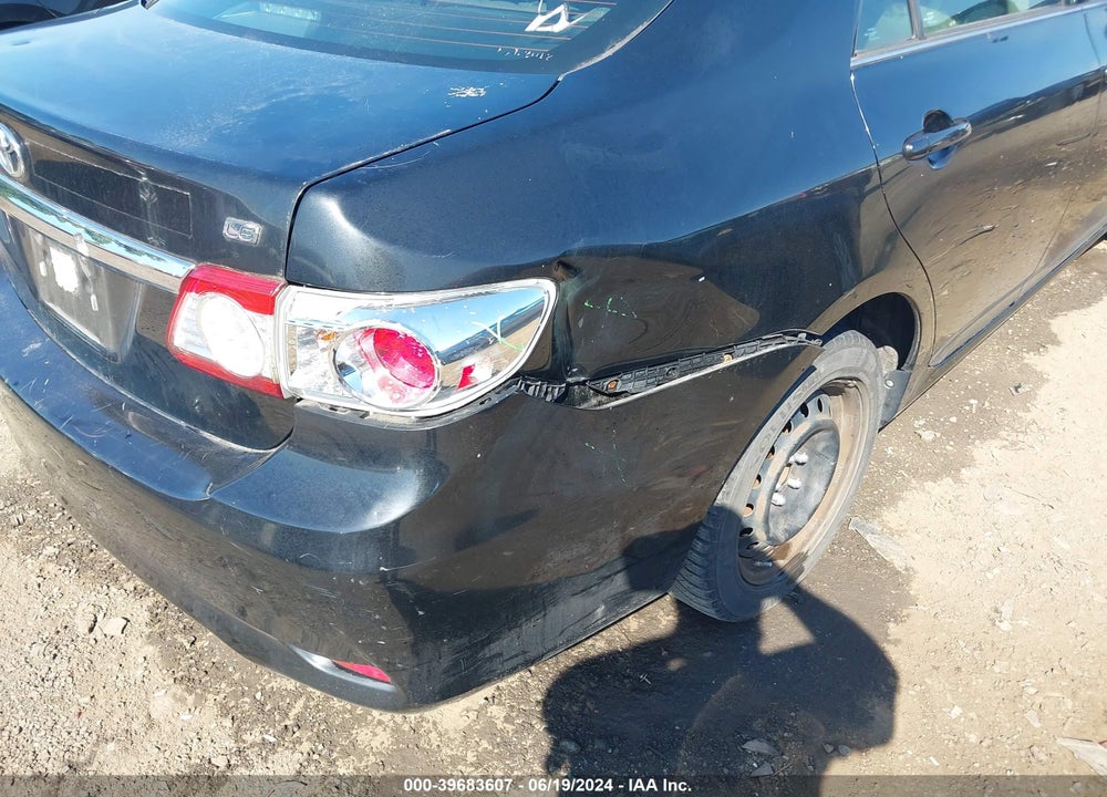 2013 TOYOTA COROLLA LE VIN: 2T1BU4EE1DC974400