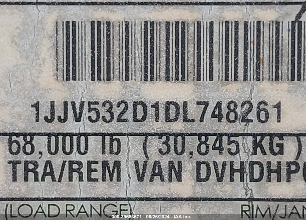 2013 WABASH NATIONAL CORP --- VIN: 1JJV532D1DL748261