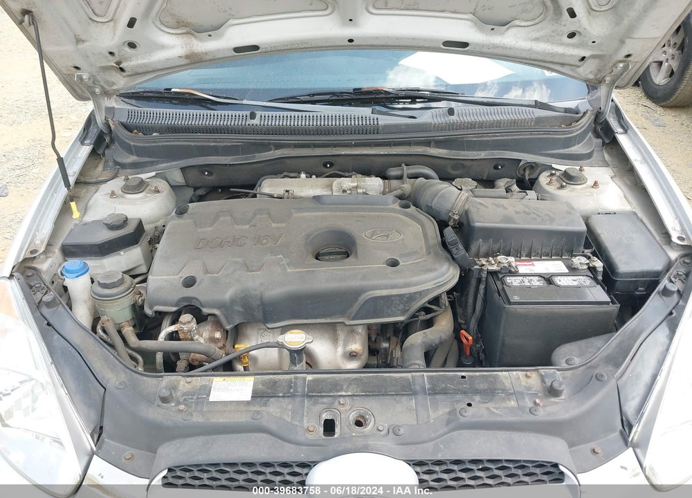 2008 HYUNDAI ACCENT GS VIN: KMHCM36C78U075413