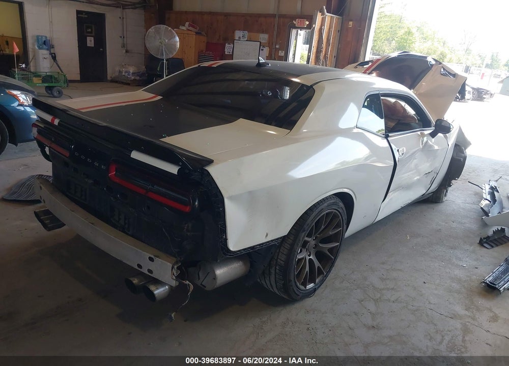 2016 DODGE CHALLENGER SRT 392 VIN: 2C3CDZDJ9GH125128