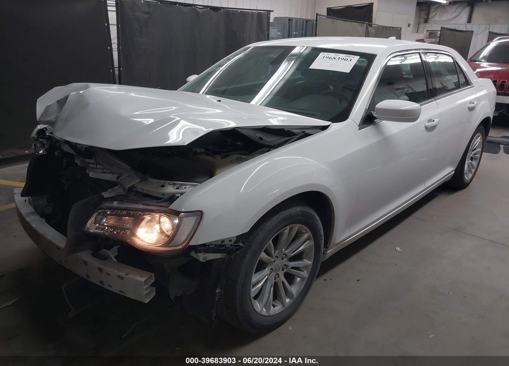2019 CHRYSLER 300 TOURING L VIN: 2C3CCAAG9KH634304