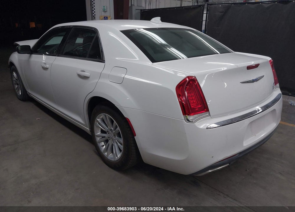2019 CHRYSLER 300 TOURING L VIN: 2C3CCAAG9KH634304