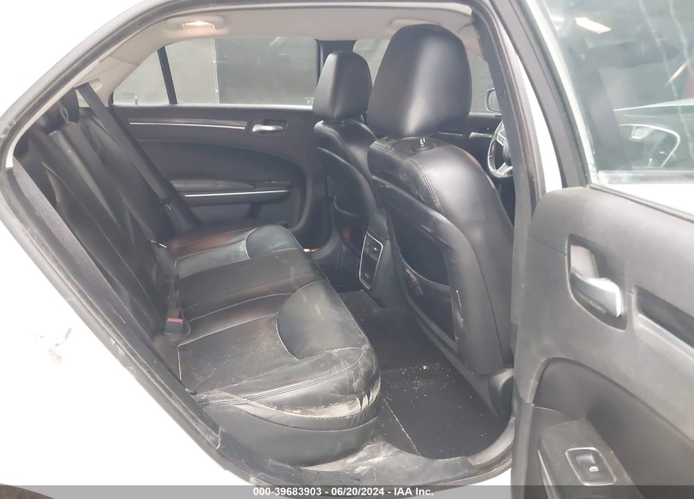 2019 CHRYSLER 300 TOURING L VIN: 2C3CCAAG9KH634304