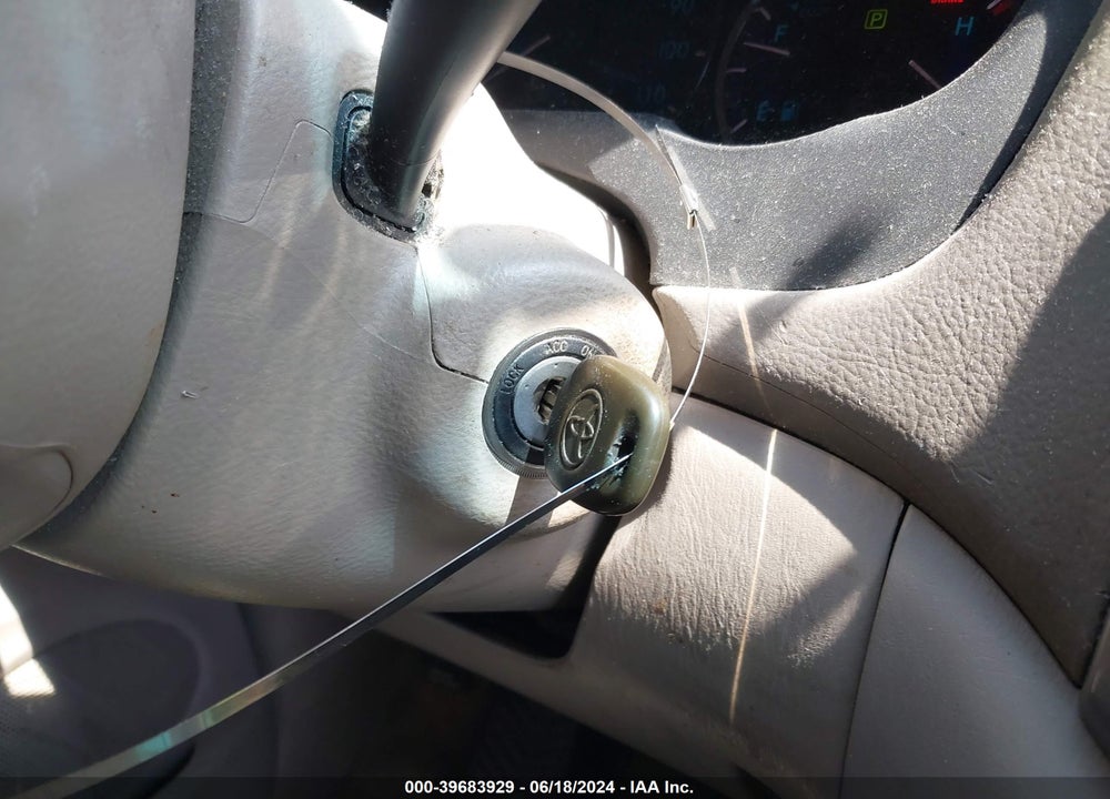 2006 TOYOTA SIENNA LE VIN: 5TDZA23C06S528259