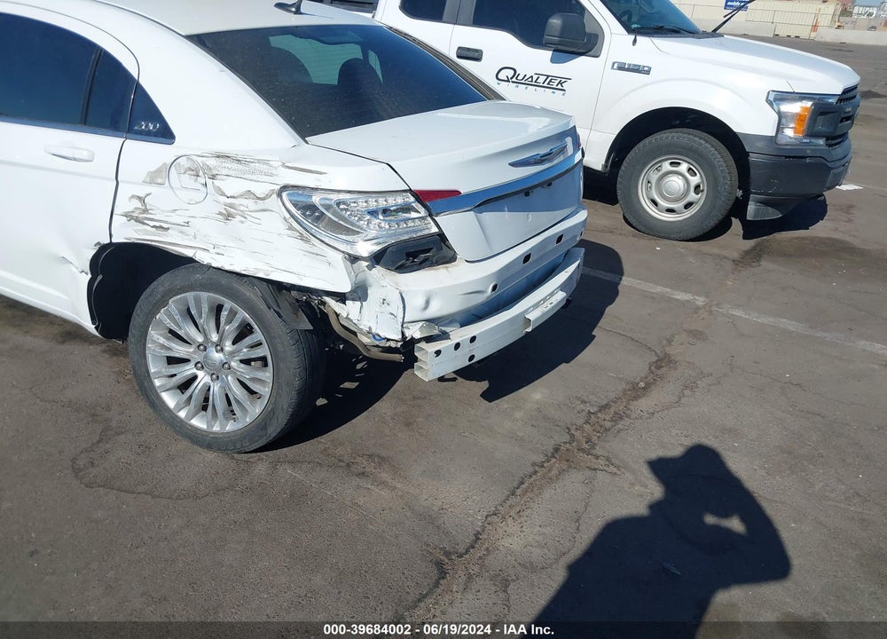 2013 CHRYSLER 200 TOURING VIN: 1C3CCBBB2DN694055