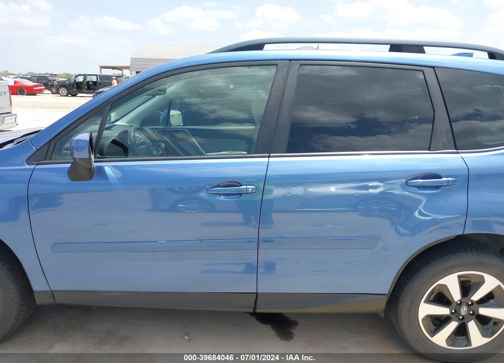 2017 SUBARU FORESTER 2.5I PREMIUM VIN: JF2SJAGC0HH421291